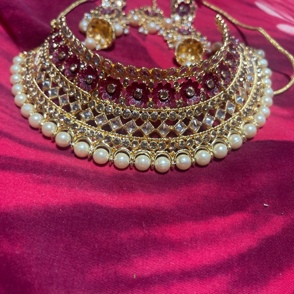 Indian Bollywood bridal jewelry set